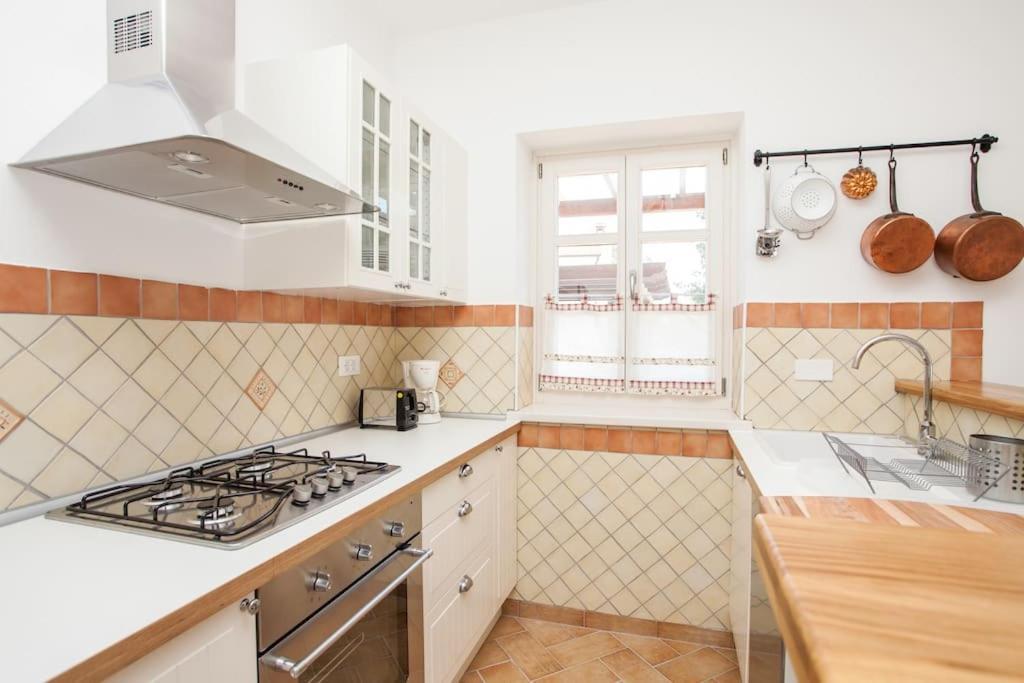 Villa Petra Πόρετς Εξωτερικό φωτογραφία